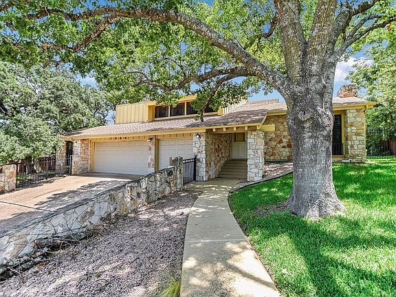 4th image of 7644 Parkview Cir