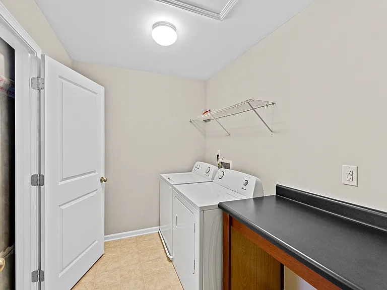 3006 Stargazer Ln — Photo 24