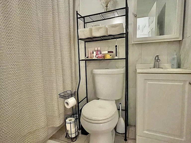 628 Willoughby Ave #2 — Photo 21