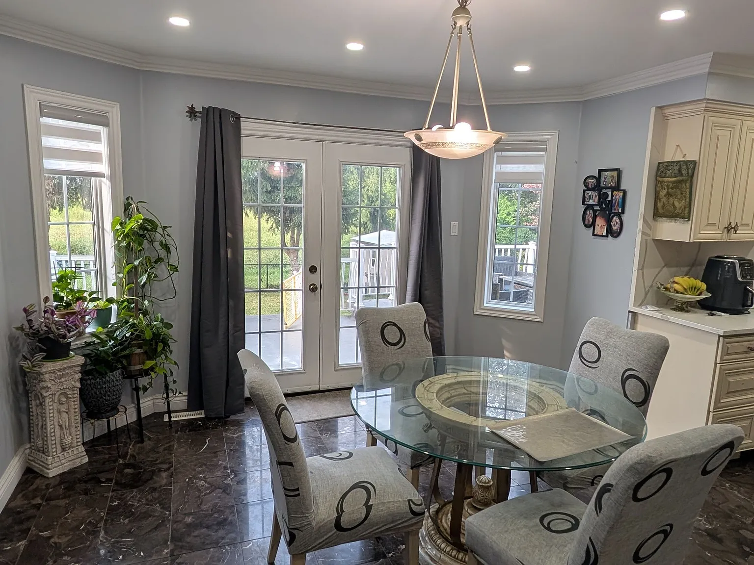 4 bed, $3,500 — Photo 3
