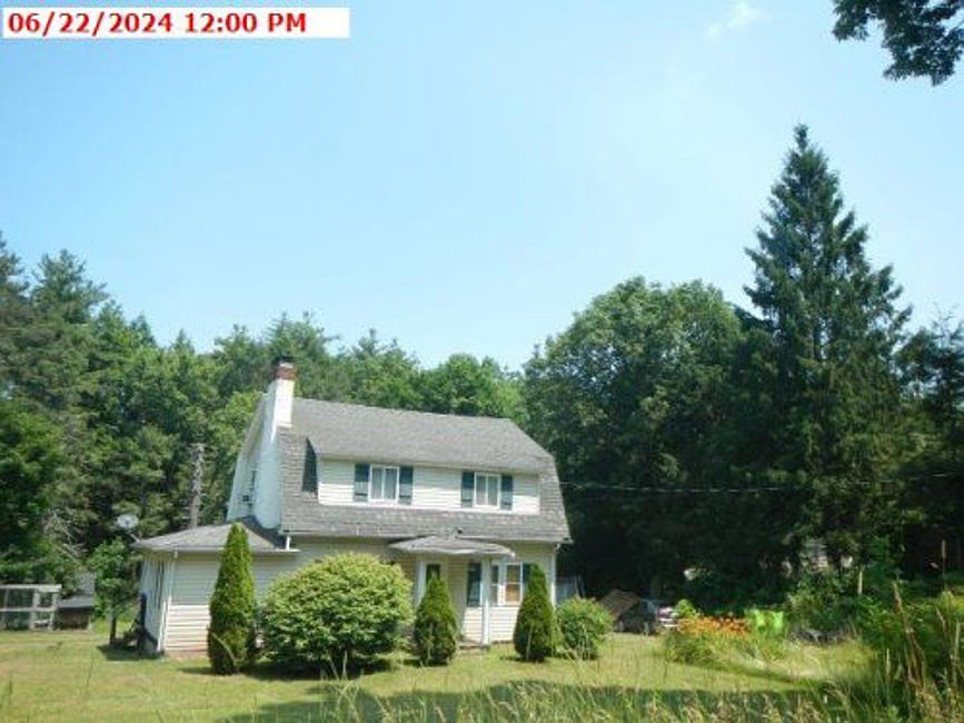 3690 Blytheburn Rd, Mountain Top, PA 18707 Zillow