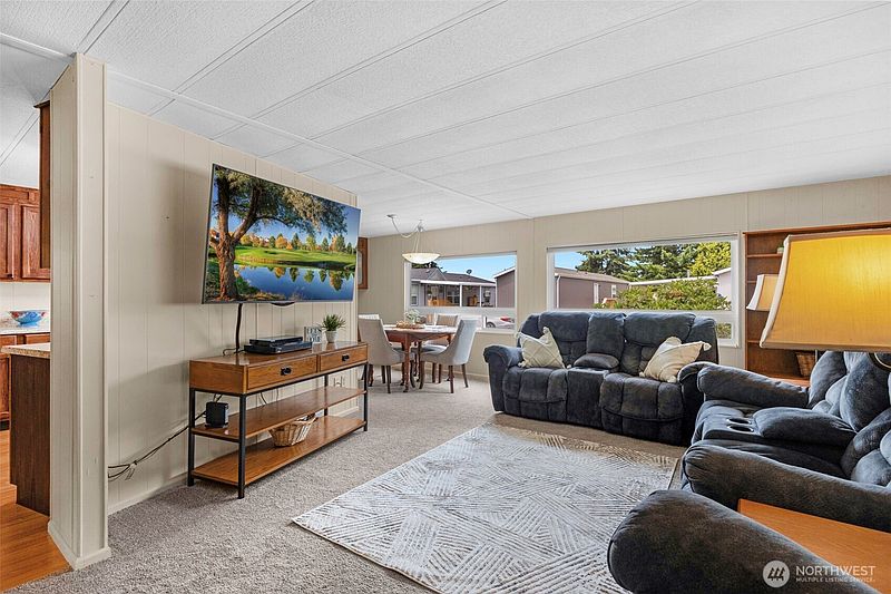 4th image of 16600 25th Avenue NE #73