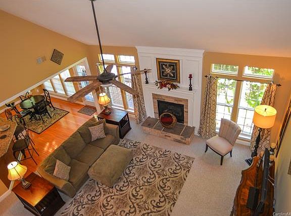 5th image of 105 Woodwinds Dr