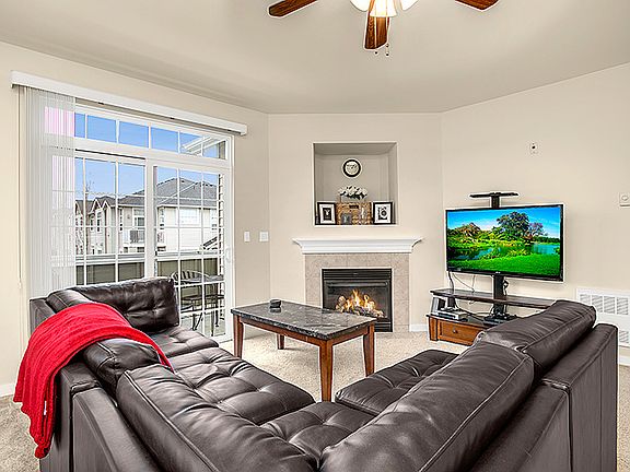2nd image of 1855 Trossachs Blvd SE Unit 606