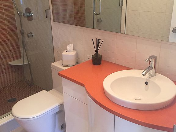 5th image of 200 E 61st St #35DE