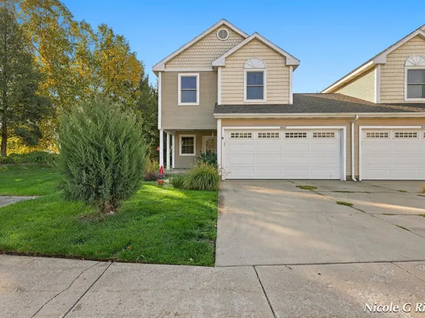 2000 Conservation Trl, Lowell, MI 49331