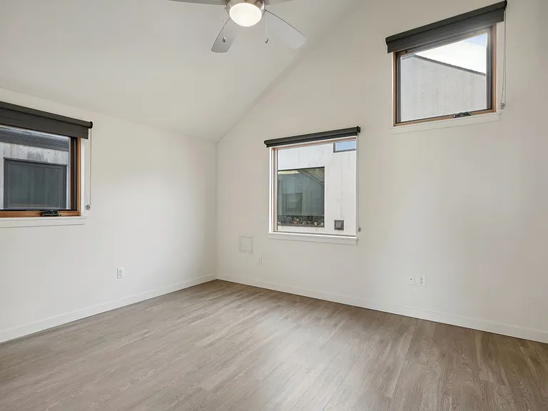 Overlook 2730 — Photo 30