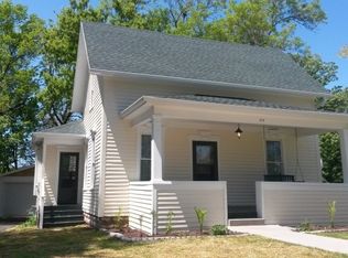 616 S Monroe St, Stoughton, WI 53589