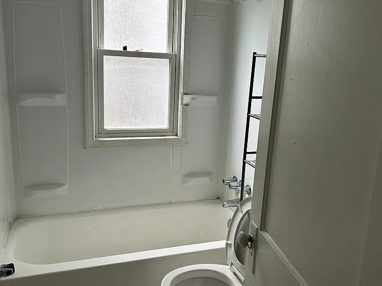 1383 Mark Ave — Photo 2