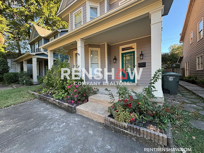 Building Photo - 2043 Peabody Ave