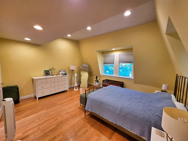907 Webster St NW #3 — Photo 29