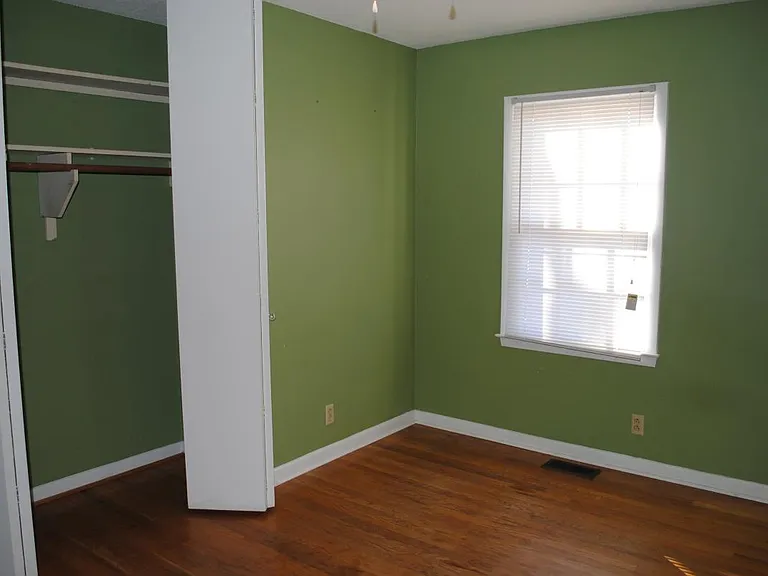 1500 Westchester Rd — Photo 10