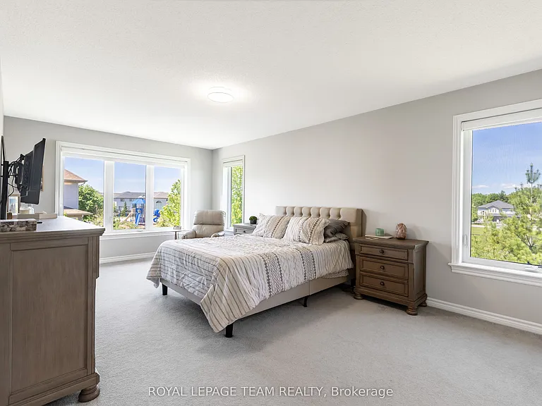 512 Breccia Hts — Photo 22