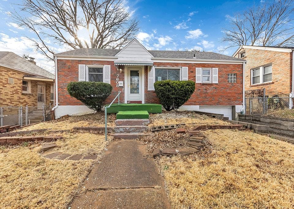 1st image of 7608 Lynn Ave