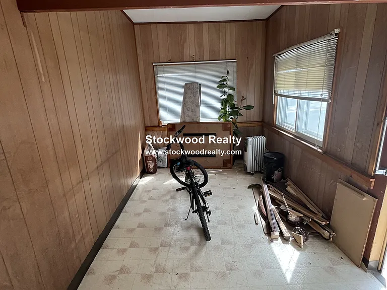109 Wordsworth St #1 — Photo 29