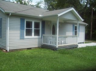 150 Garrett St, Harriman, TN 37748