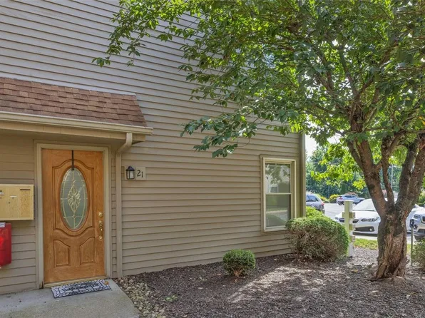 1266 Norberry Ct APT 21, Cranberry Township, PA 16066