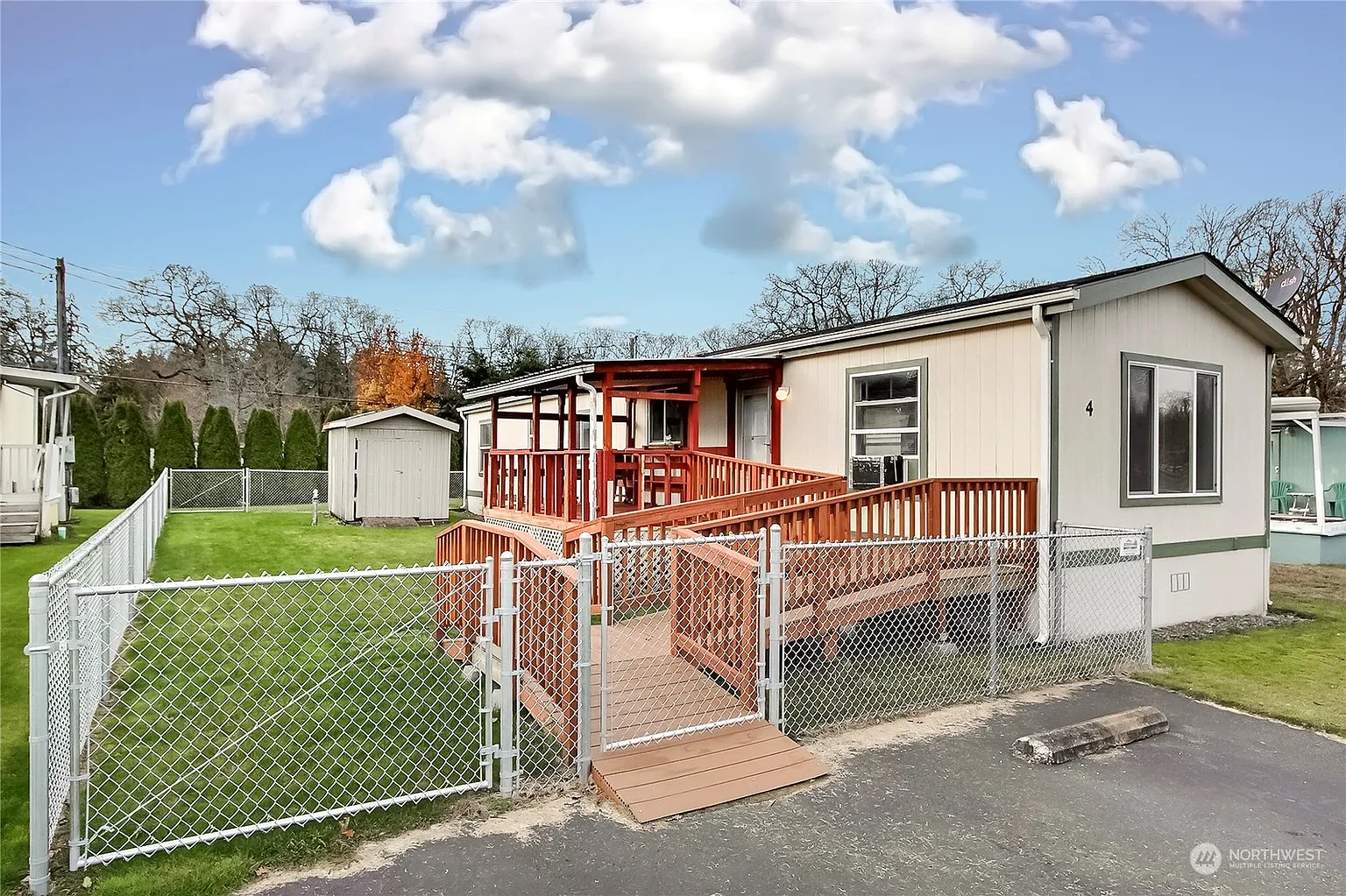 18042 Sargent Road SW #4 photo 1