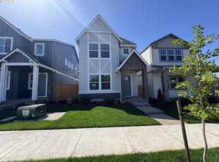 16916 SW Cairn Ln, King City, OR 97140