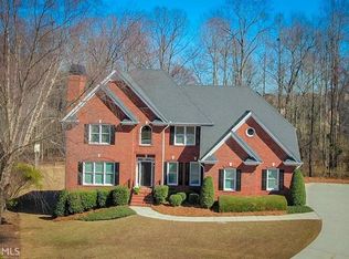 318 Savannah Pl, Loganville, GA