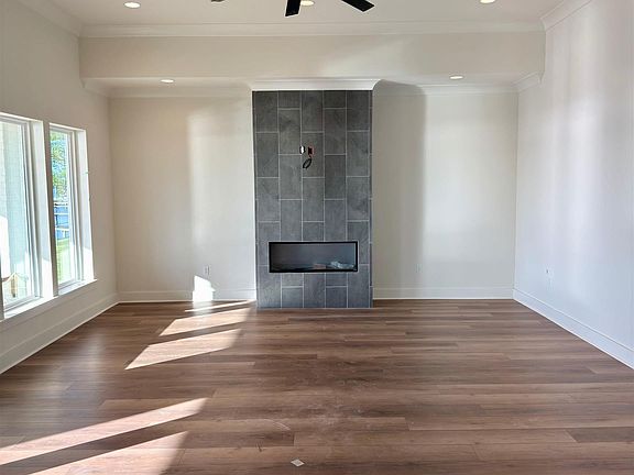 5th image of 8749 Island Rd