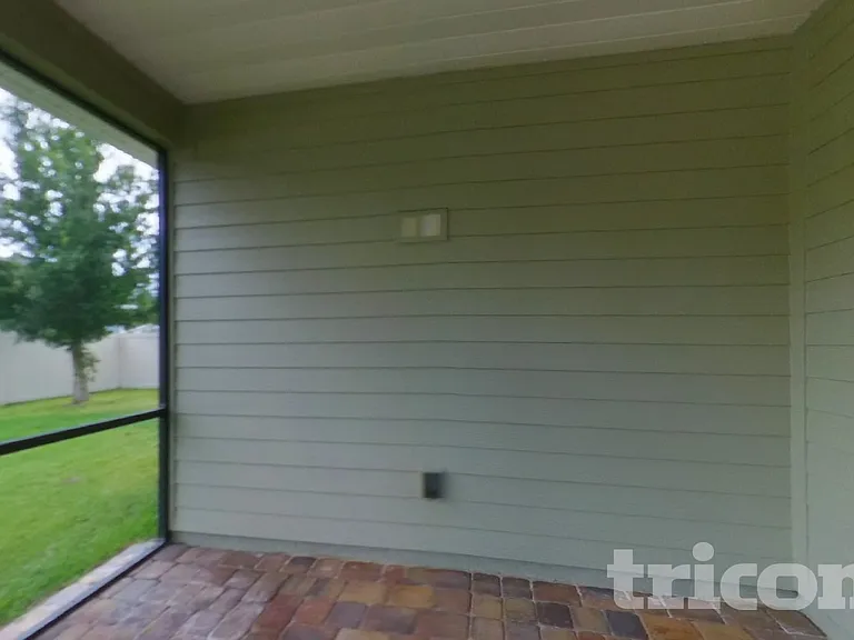 10328 Pavnes Creek Dr — Photo 16