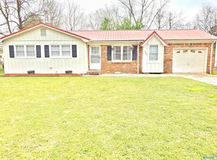 3705 Fox Trail Cir NW, Huntsville, AL 35810