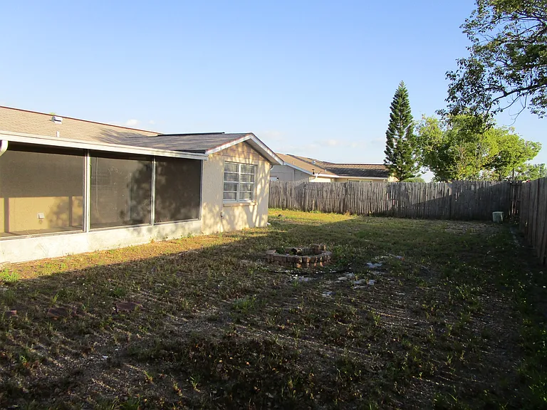 11611 Constance Dr — Photo 25