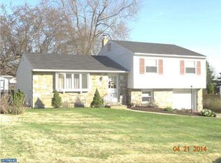 703 Glen Rd, Warminster, PA 18974