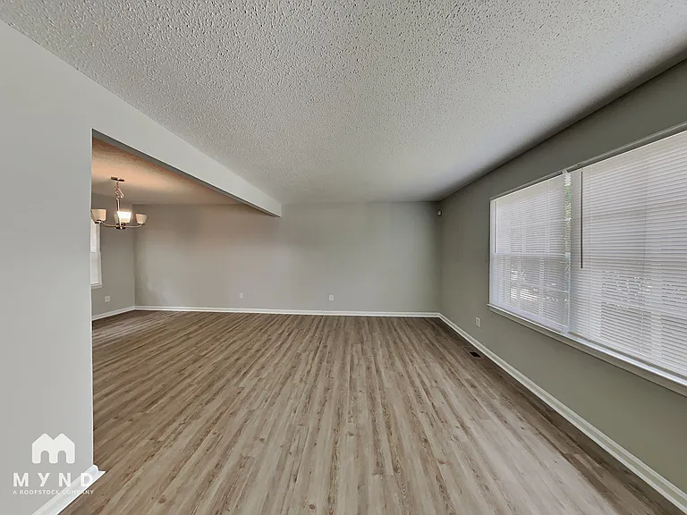 1587 Pintail Rd — Photo 4
