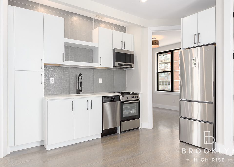 1st image of 90 Manhattan Ave #2