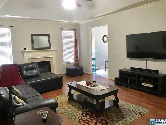 2nd image of 4419 Sierra Ln