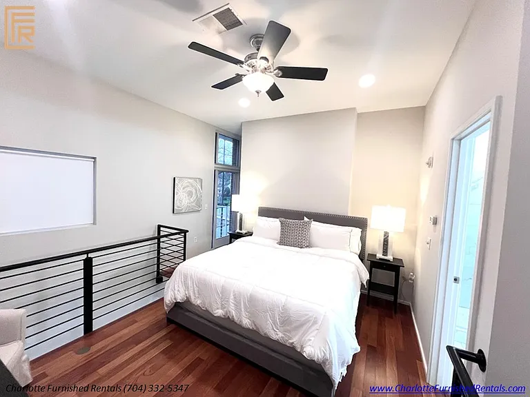 2084 Euclid Ave — Photo 5