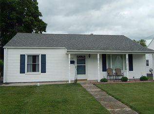 1714 S Sweetbriar Ln, Springfield, OH 45505