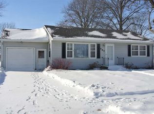 707 S 7th St, Osage, IA 50461