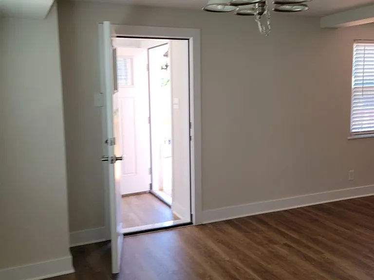 498 Manatawny St — Photo 10
