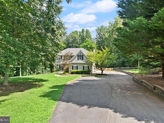 2nd image of 6734 Newcastle Ct