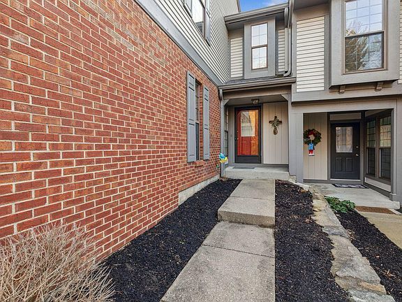 3rd image of 1680 Shady Cove Ln