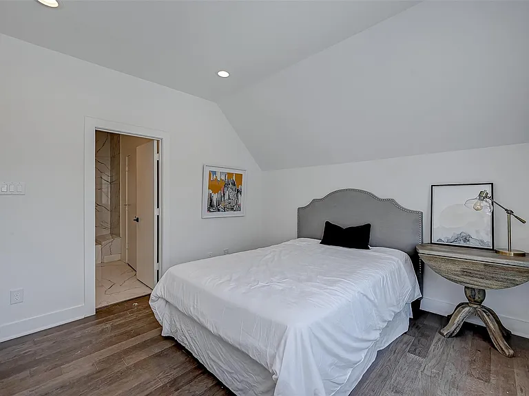 6022 Beall St — Photo 17