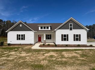 15 Yellow Sun Pl, Zebulon, NC 27597