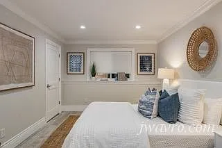 325 Moncada Way — Photo 22