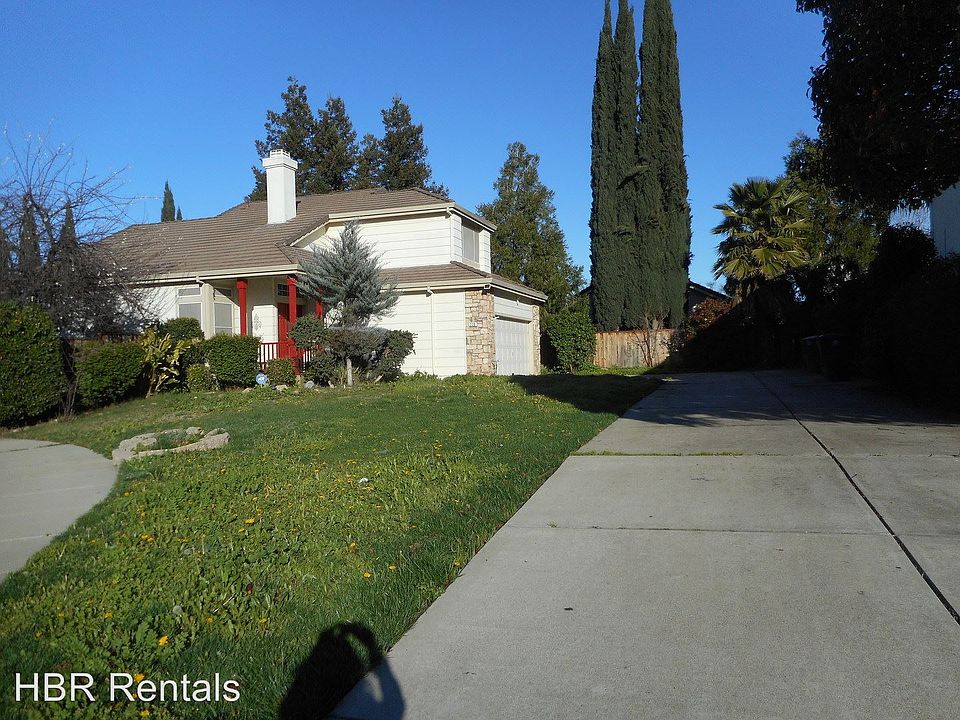 1st image of 220 King Arthur Ct