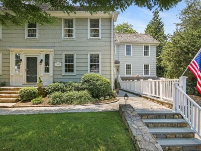 216 Hillspoint Road, Westport, CT, 06880
