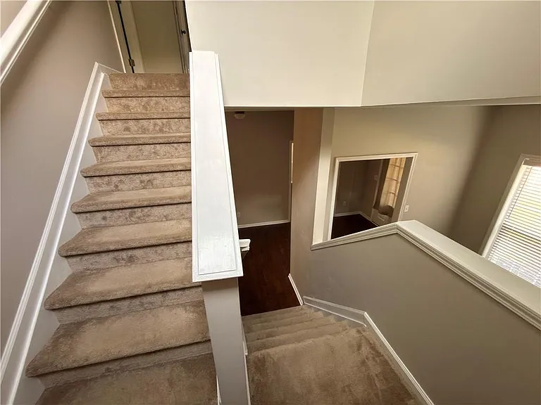 5706 Amberside Ln — Photo 31