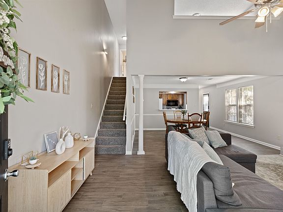 5th image of 4128 Tunbridge Pl