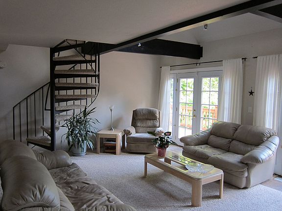 Spacious Living Room