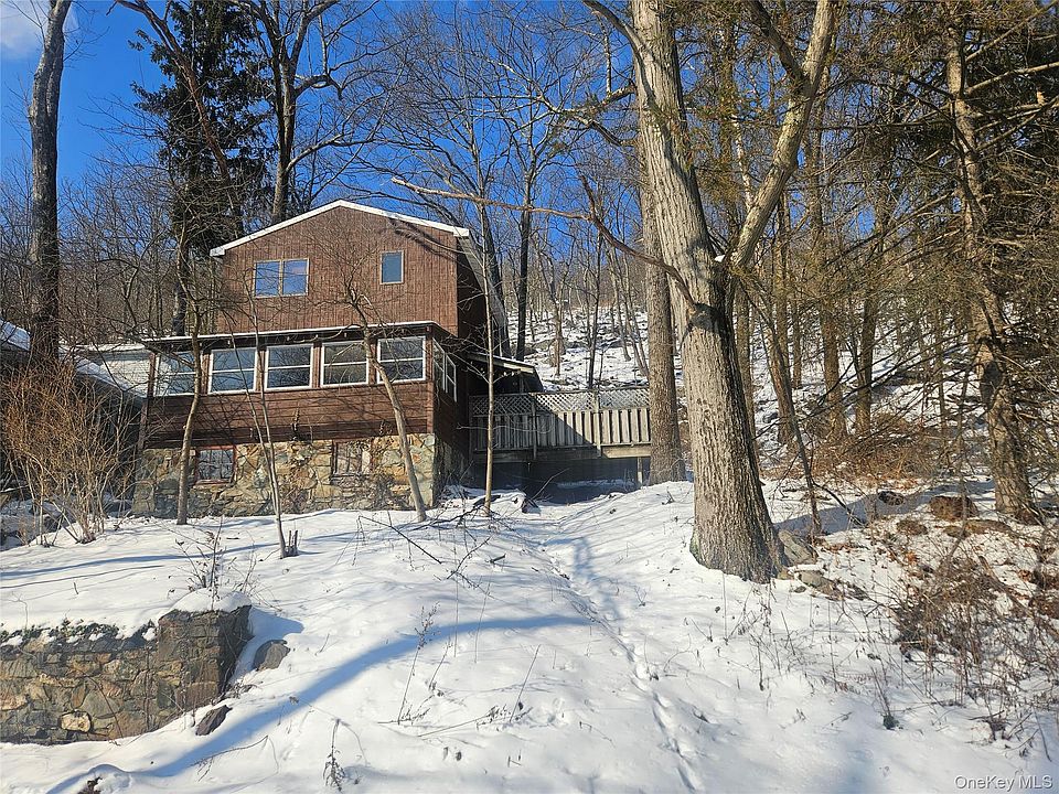 1st image of 52 Deer Trail S
