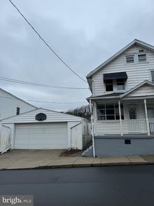 483 W Saylor St, Mount Carmel, PA, 17851