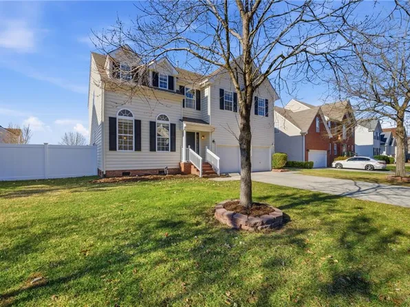 832 Lym Dr, Virginia Beach, VA 23464