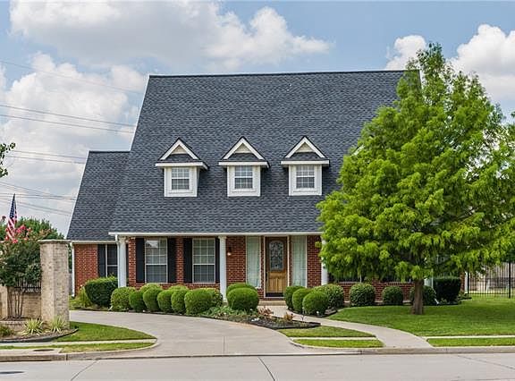 2nd image of 8301 Brandonwood Dr